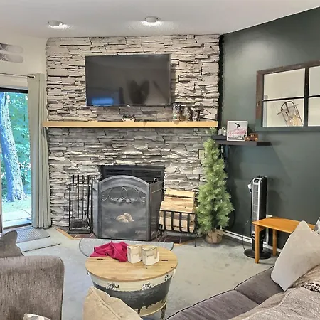 Bearmont- Pool, Hottub, Firepit, Ac, Gym, Sauna